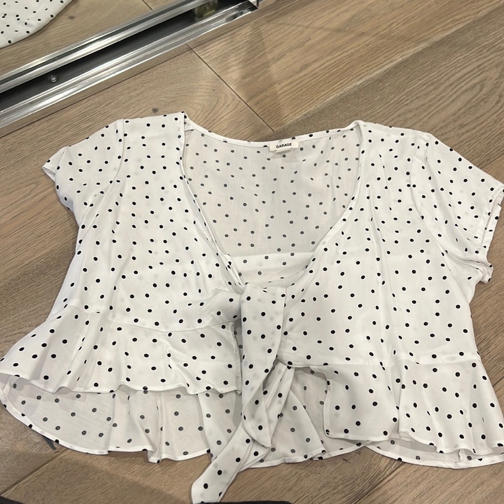 Front tie crop top